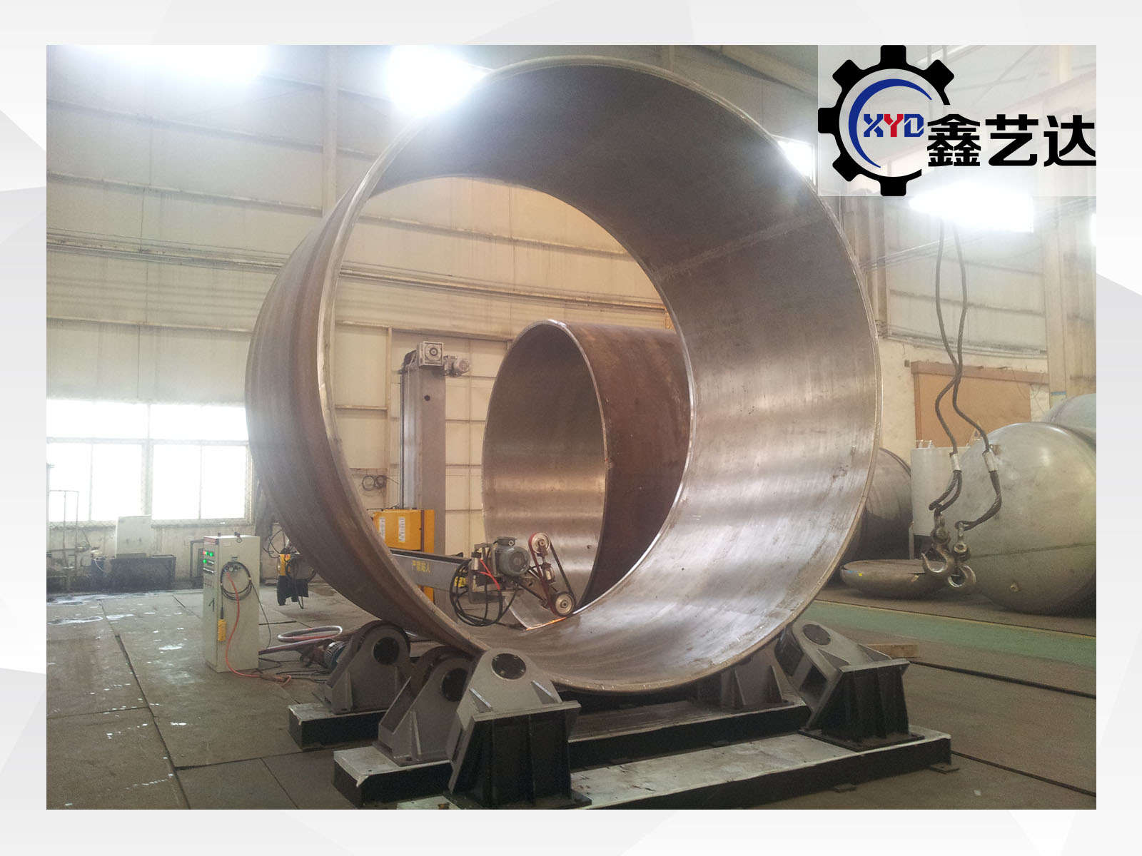 罐體環(huán)形砂帶內(nèi)拋光2